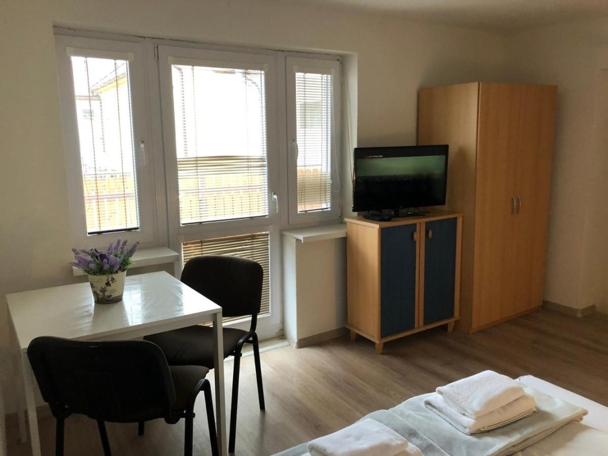 Podhajska 110 Apartment Екстериор снимка
